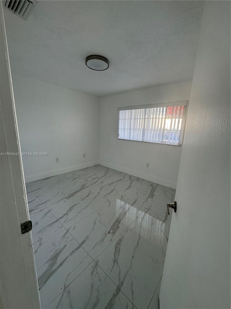 8851 NW 119th St, Unit 4404, Hialeah Gardens, FL 33018 Photo