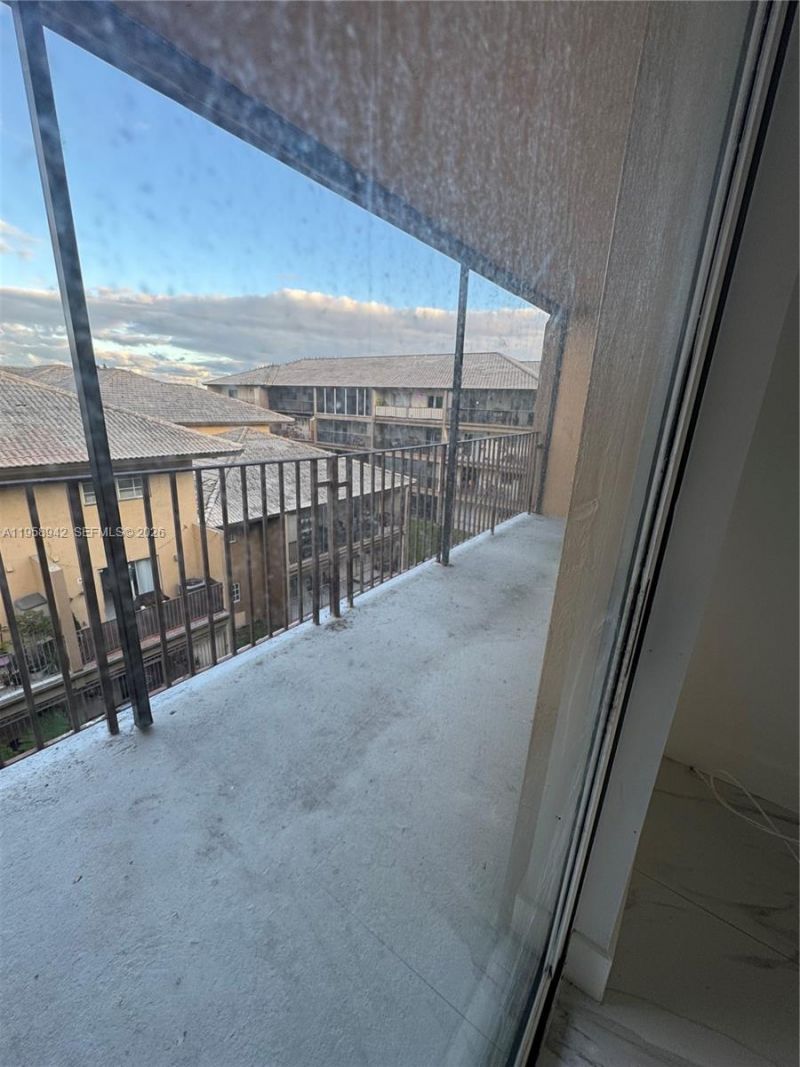 8851 NW 119th St, Unit 4404, Hialeah Gardens, FL 33018 Photo