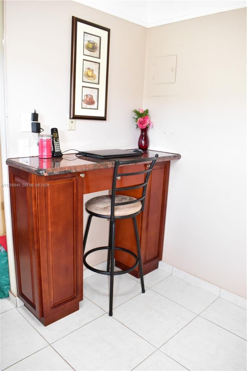 9801 Sunrise Lakes Blvd , Unit 301, Sunrise, FL 33322 Photo