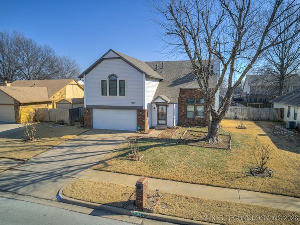 1509 S Cypress Avenue, Broken Arrow, OK 74012