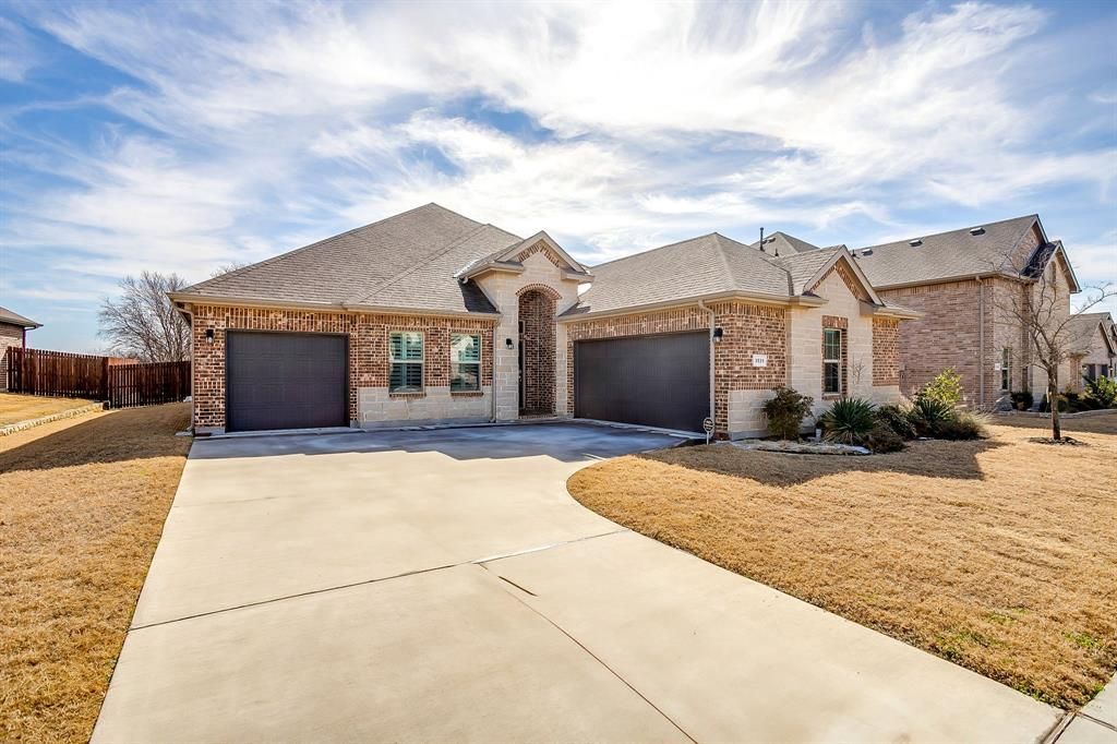 3531 Walnut Ridge Drive, Grand Prairie, TX 76065 Main Photo
