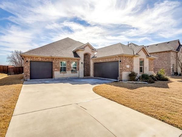 3531 Walnut Ridge Drive, Grand Prairie, TX 76065
