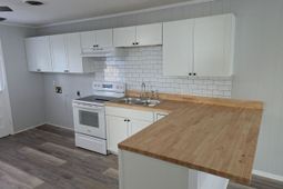 608 22nd Ave. N photo 4