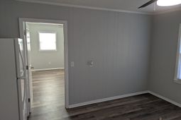 608 22nd Ave. N photo 4