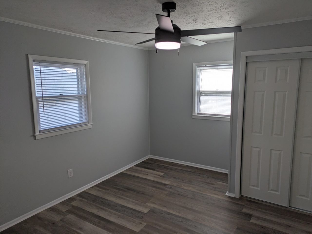 608 22nd Ave. N Photo 6