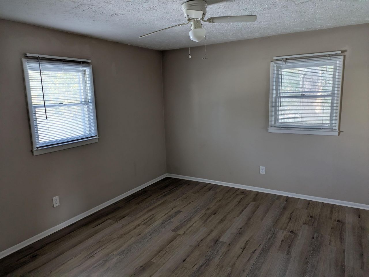 608 22nd Ave. N Photo 5