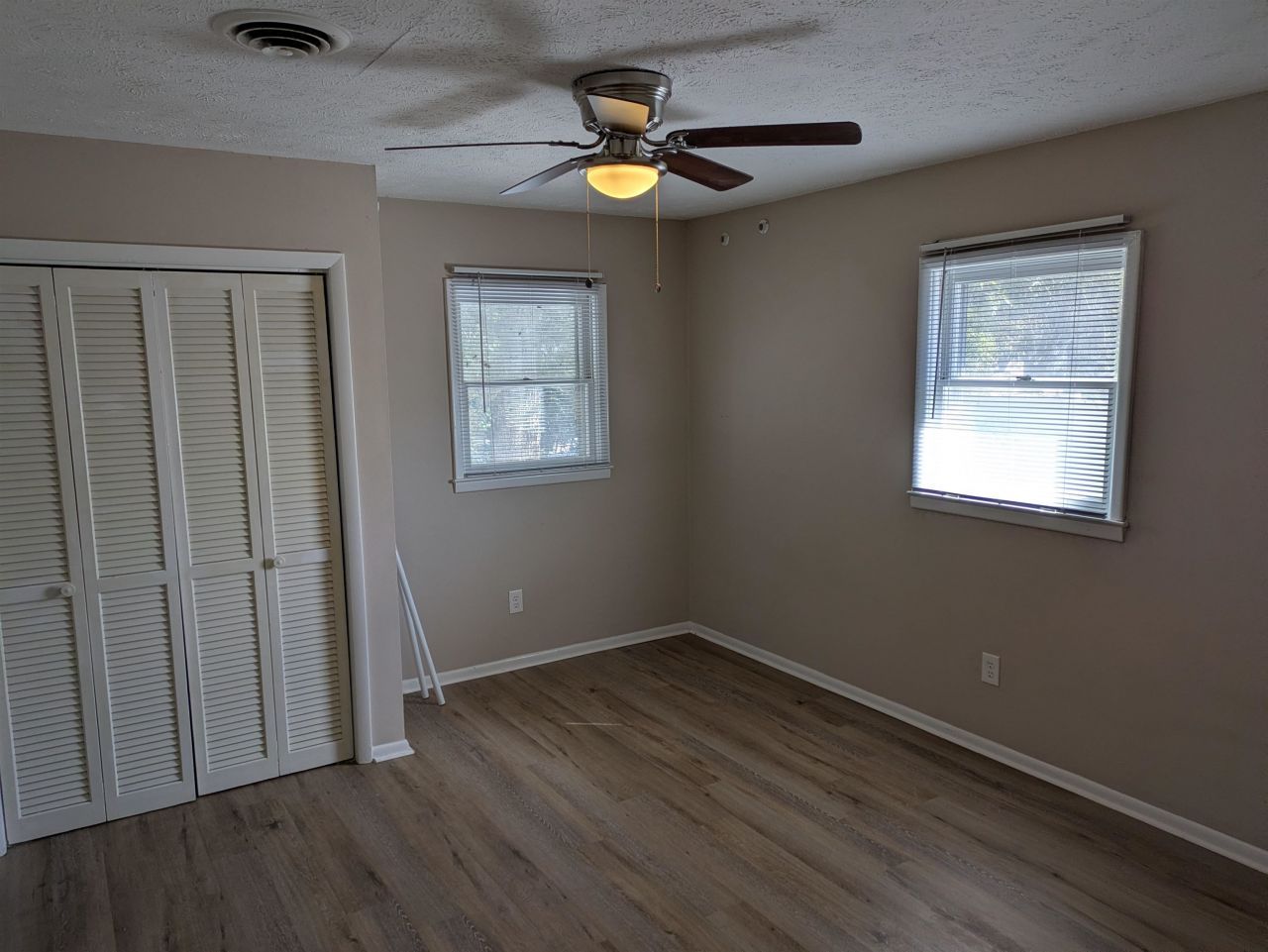 608 22nd Ave. N Photo 7