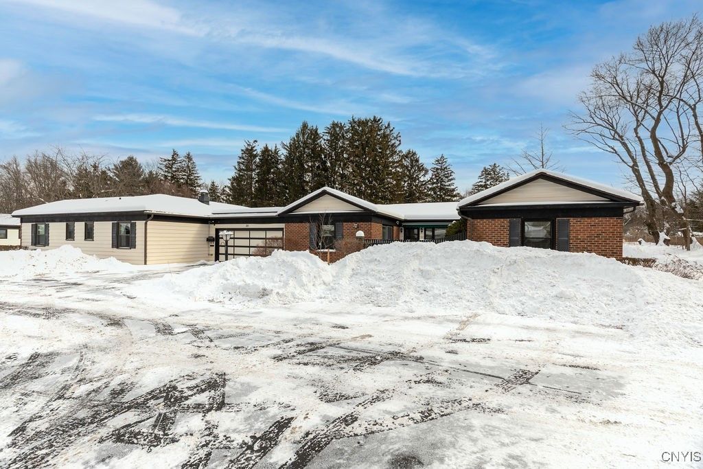 25 The Orchard, Fayetteville, NY 13066 Main Photo