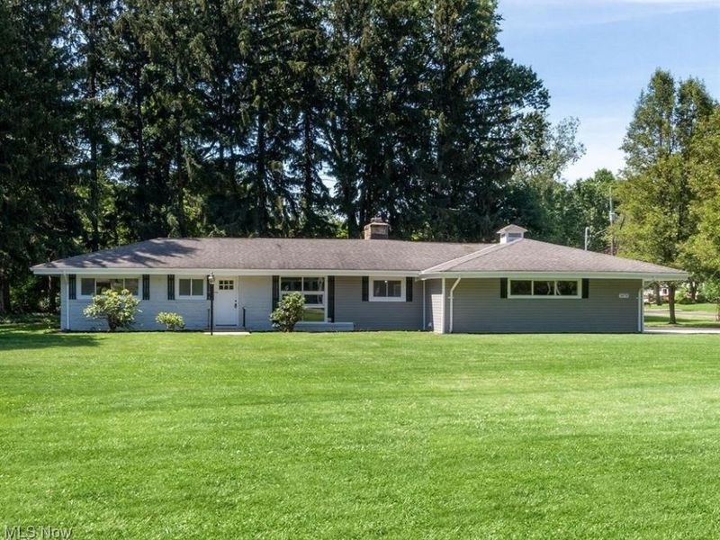 8078 Mentor Avenue, Mentor, OH 44060 Photo 1