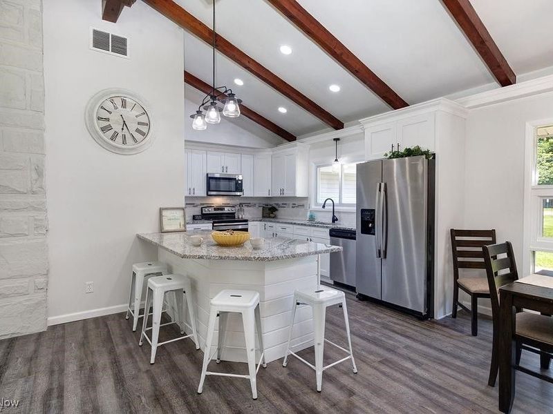 8078 Mentor Avenue, Mentor, OH 44060 Photo 11