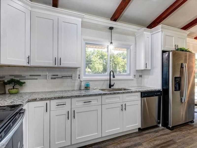 8078 Mentor Avenue, Mentor, OH 44060 Photo 16