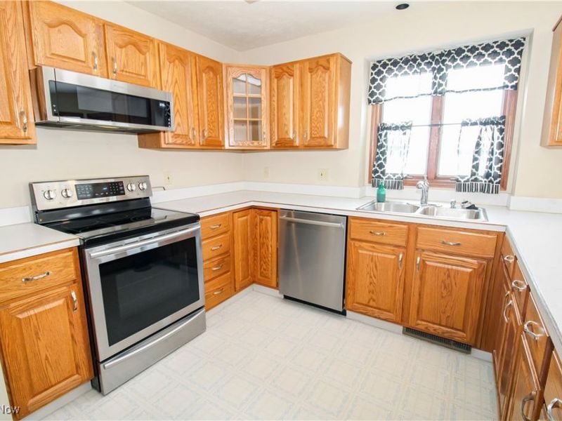 23 Stony Brook Lane, Wakeman, OH 44889 Photo 11