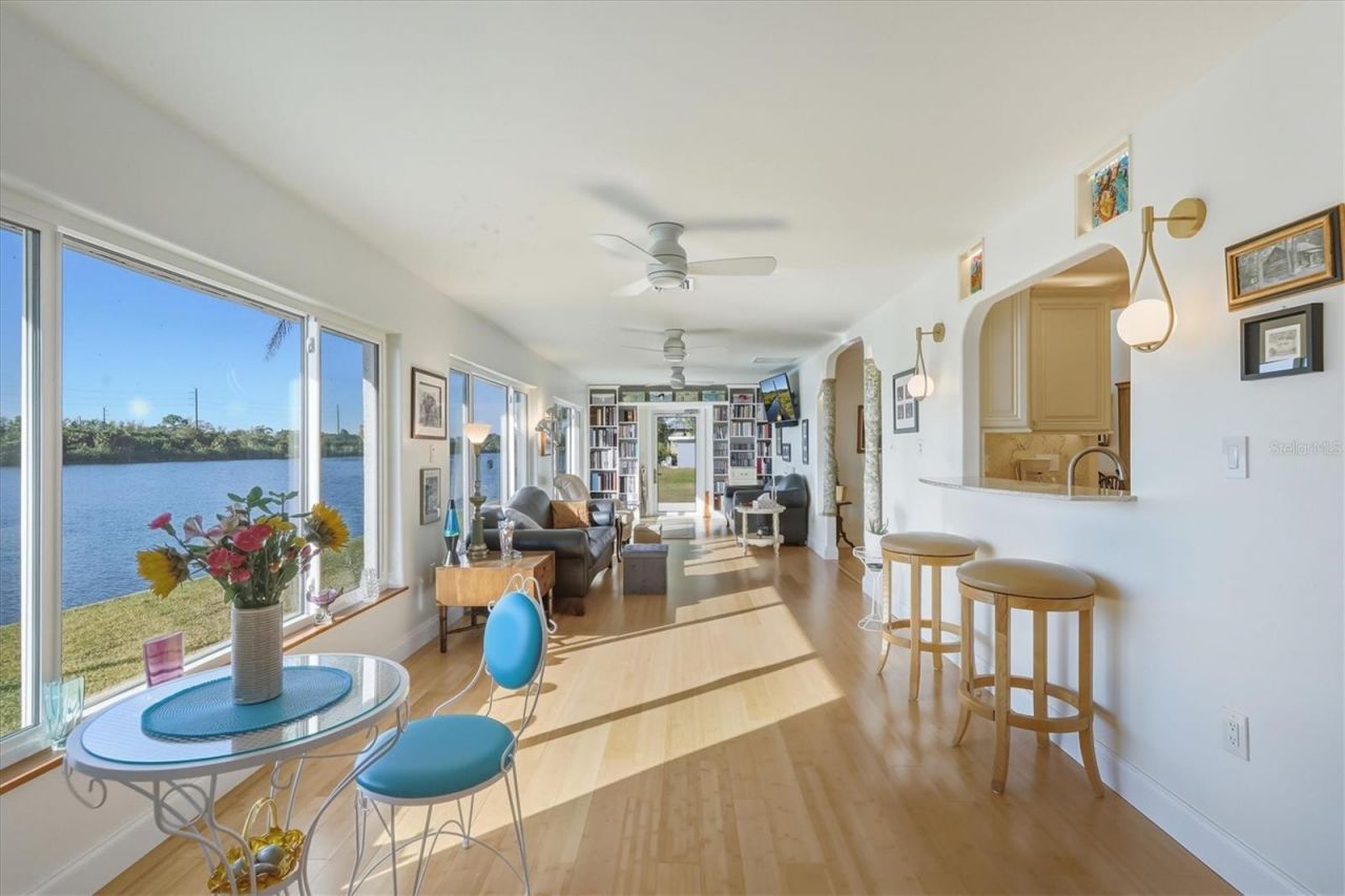 2219 Cypress St, Punta Gorda, FL 33950 Photo