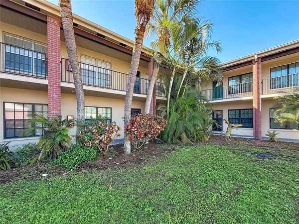 1020 85TH AVENUE N, Unit 119, ST PETERSBURG, FL 33702