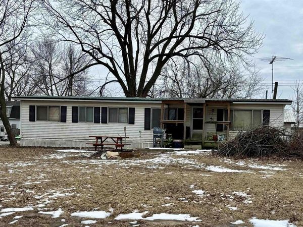 212 E 2nd Street, Moulton, IA 52572