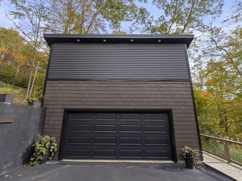 1633 Cardinal Hill Lane, Sugar Grove, OH 43155 Photo 2