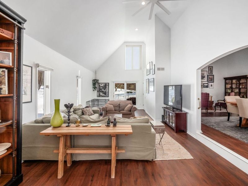 5825 Bastille Place, Unit 69, Columbus, OH 43213 Photo 12