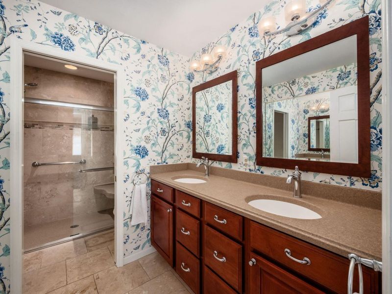 5825 Bastille Place, Unit 69, Columbus, OH 43213 Photo 28