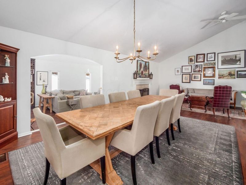 5825 Bastille Place, Unit 69, Columbus, OH 43213 Photo 8