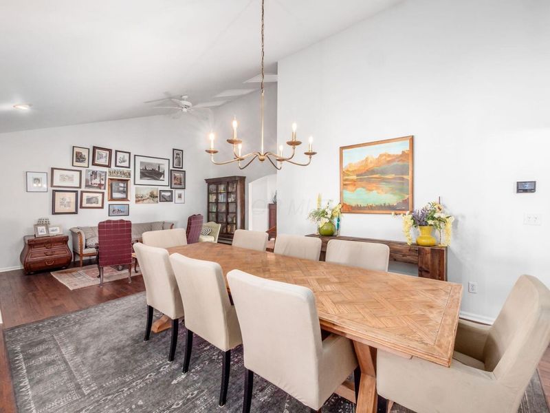 5825 Bastille Place, Unit 69, Columbus, OH 43213 Photo 9