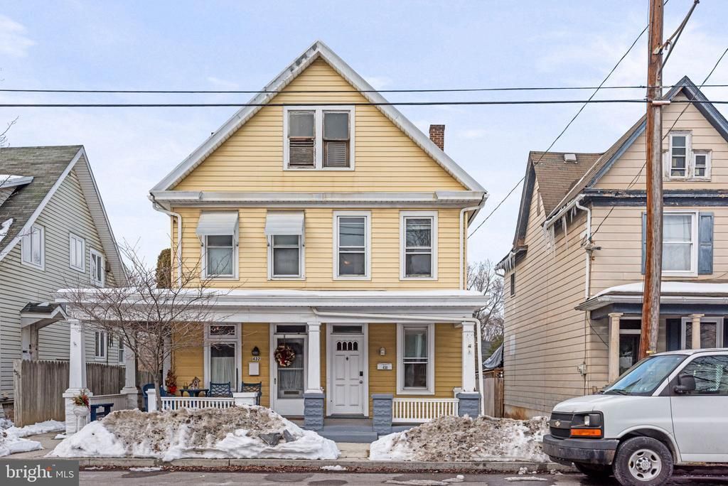 430 W Simpson Street, Mechanicsburg, PA 17055 Main Photo