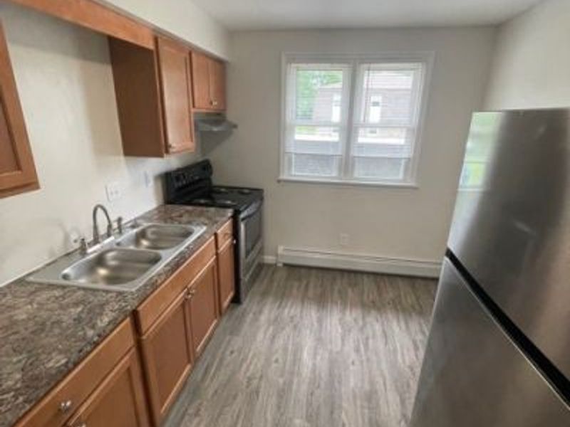 402 Caroline Avenue, Unit 11, Hubbard, OH 44425 Photo 7