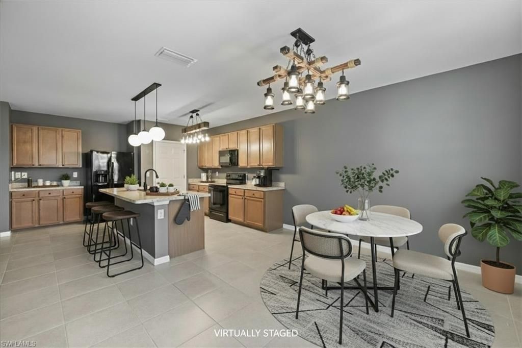 2540 SW 9th Pl, Cape Coral, FL 33914 Photo