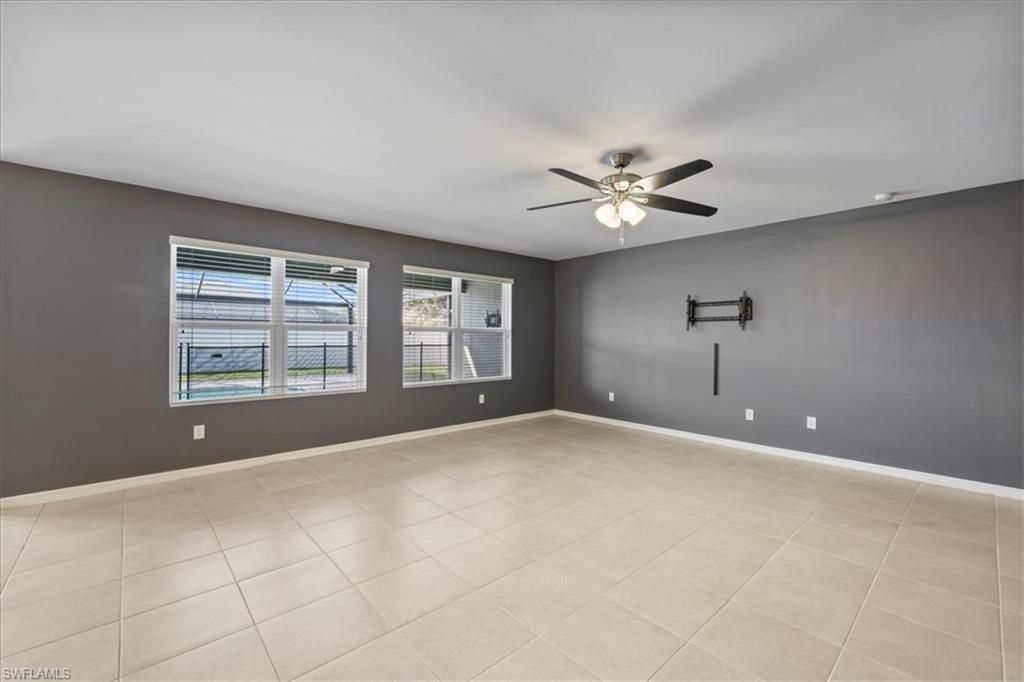 2540 SW 9th Pl, Cape Coral, FL 33914 Photo