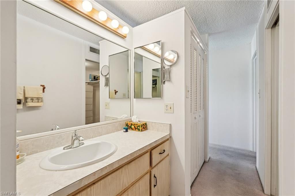 5959 Winkler Rd, Unit 305, Fort Myers, FL 33919 Photo