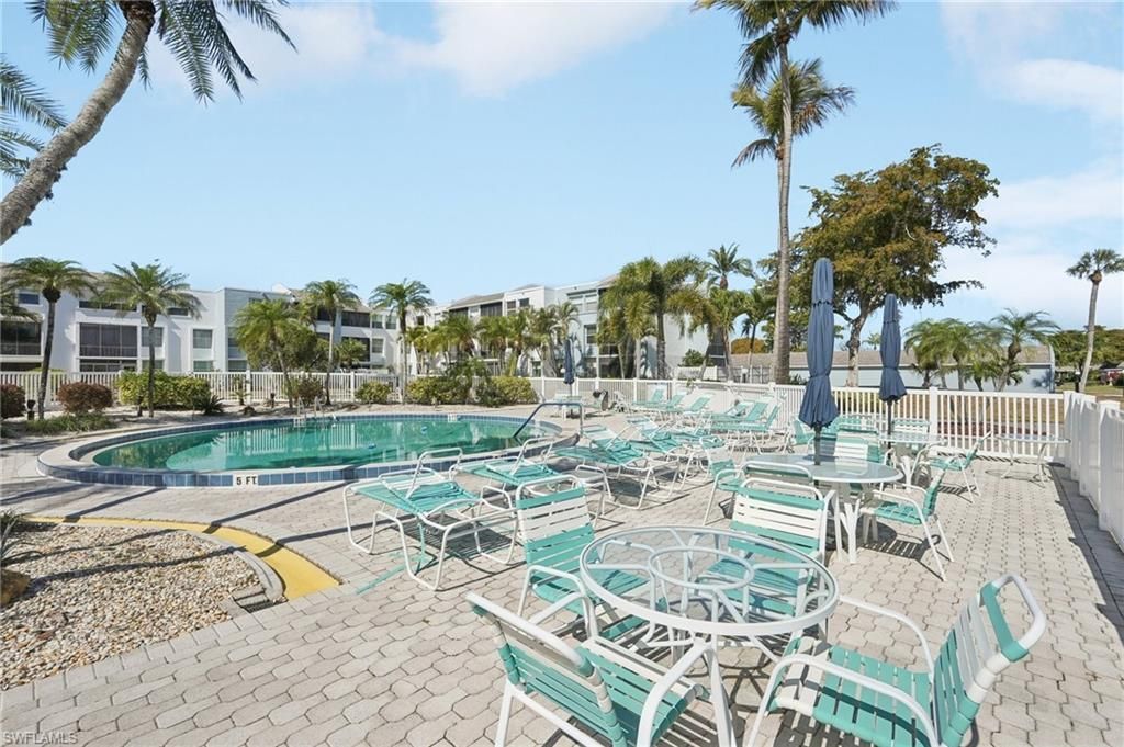 5959 Winkler Rd, Unit 305, Fort Myers, FL 33919 Photo