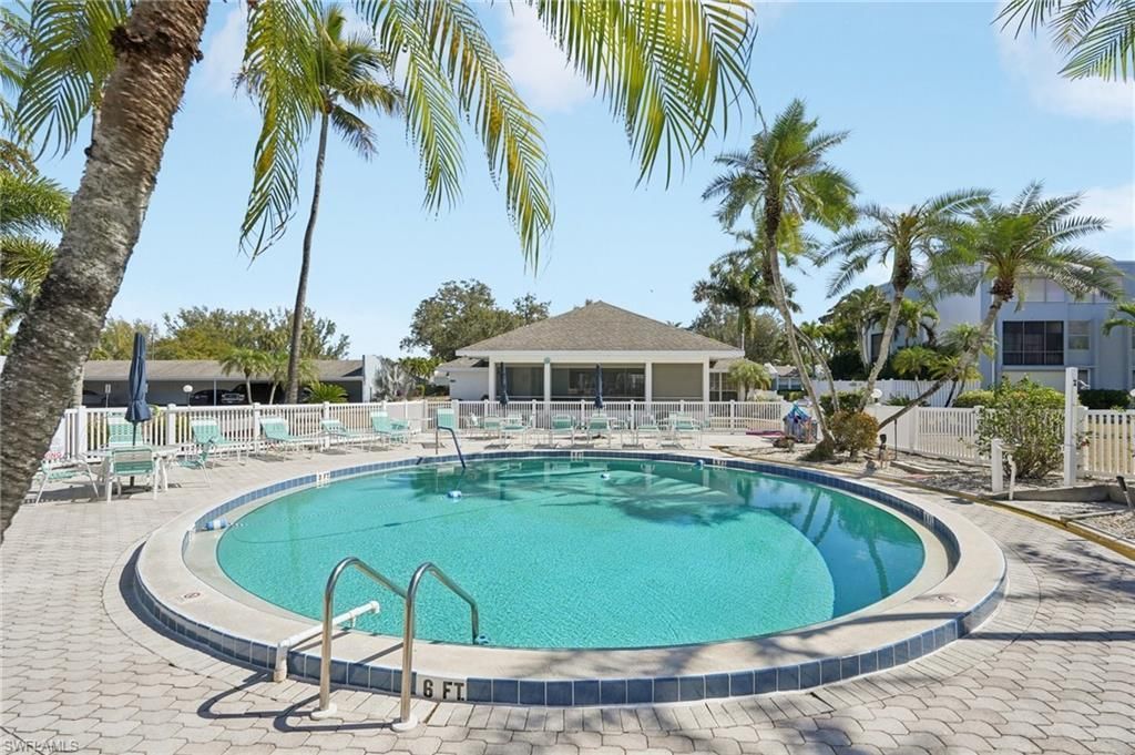 5959 Winkler Rd, Unit 305, Fort Myers, FL 33919 Photo