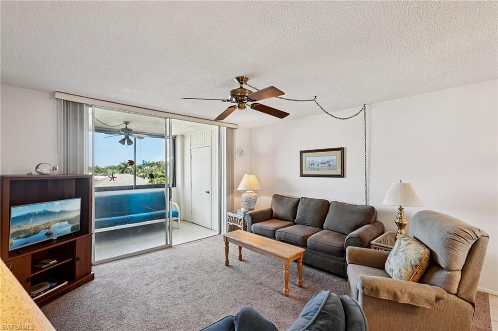 5959 Winkler Rd, Unit 305, Fort Myers, FL 33919 Photo