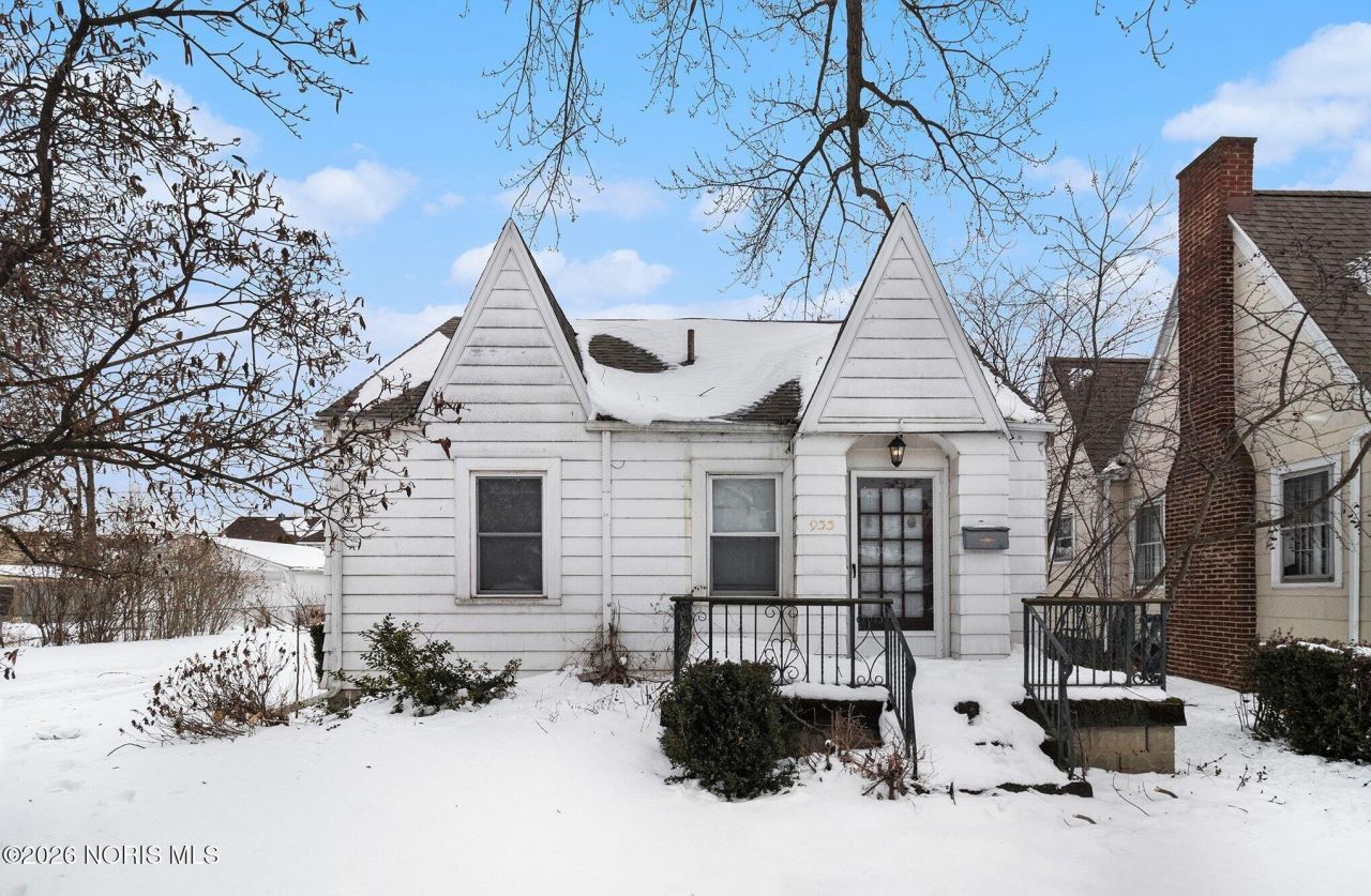 933 Wright Avenue, Toledo, OH 43609 Main Photo