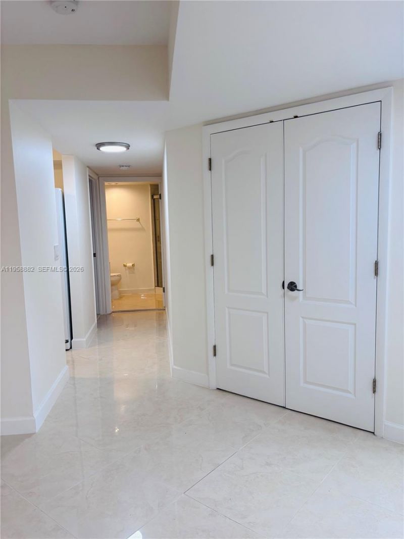 Please Call For Address, Unit 942, Plantation, FL 33324 Photo