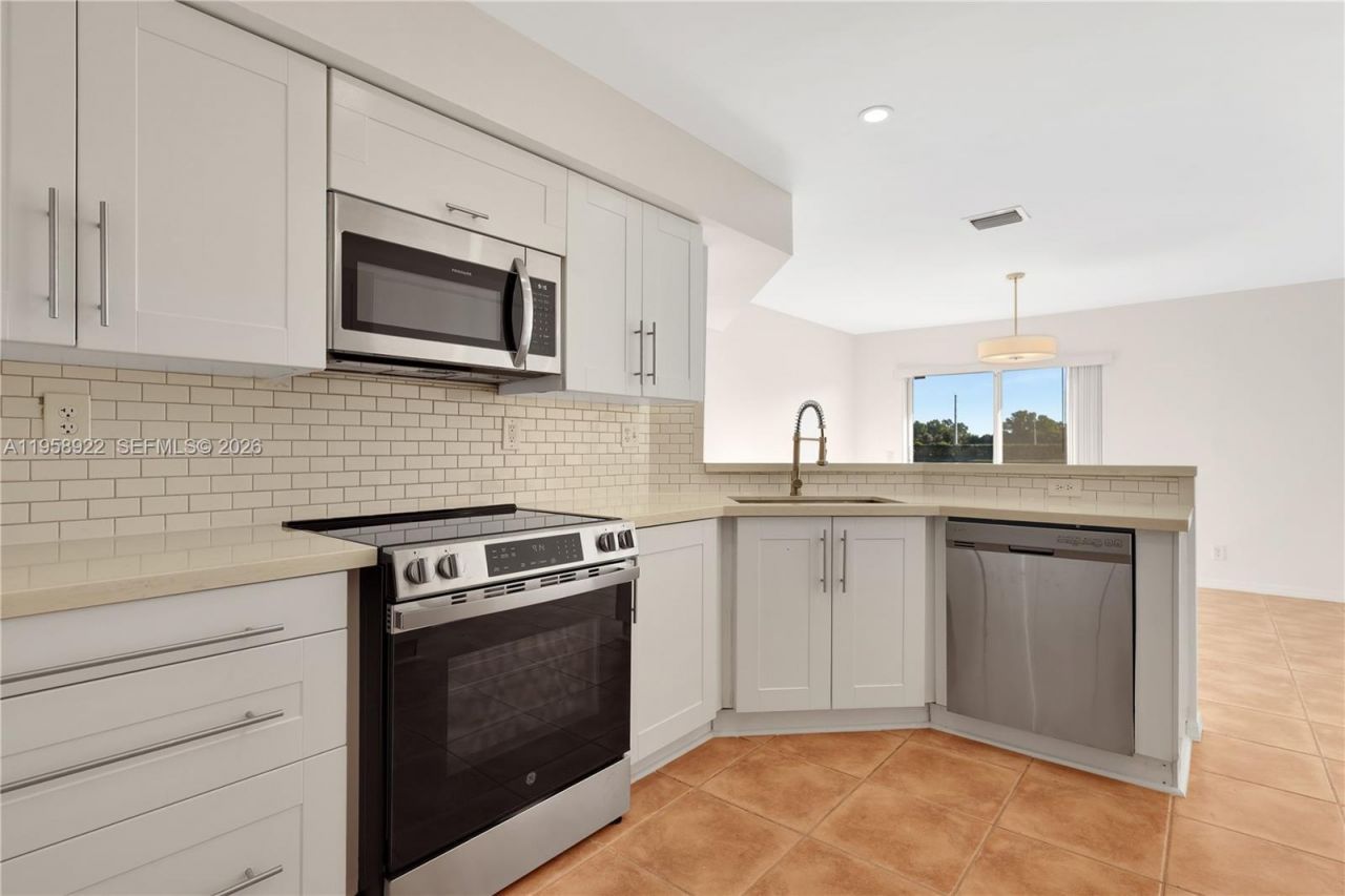 5467 SW 125th Ter , Miramar, FL 33027 Photo