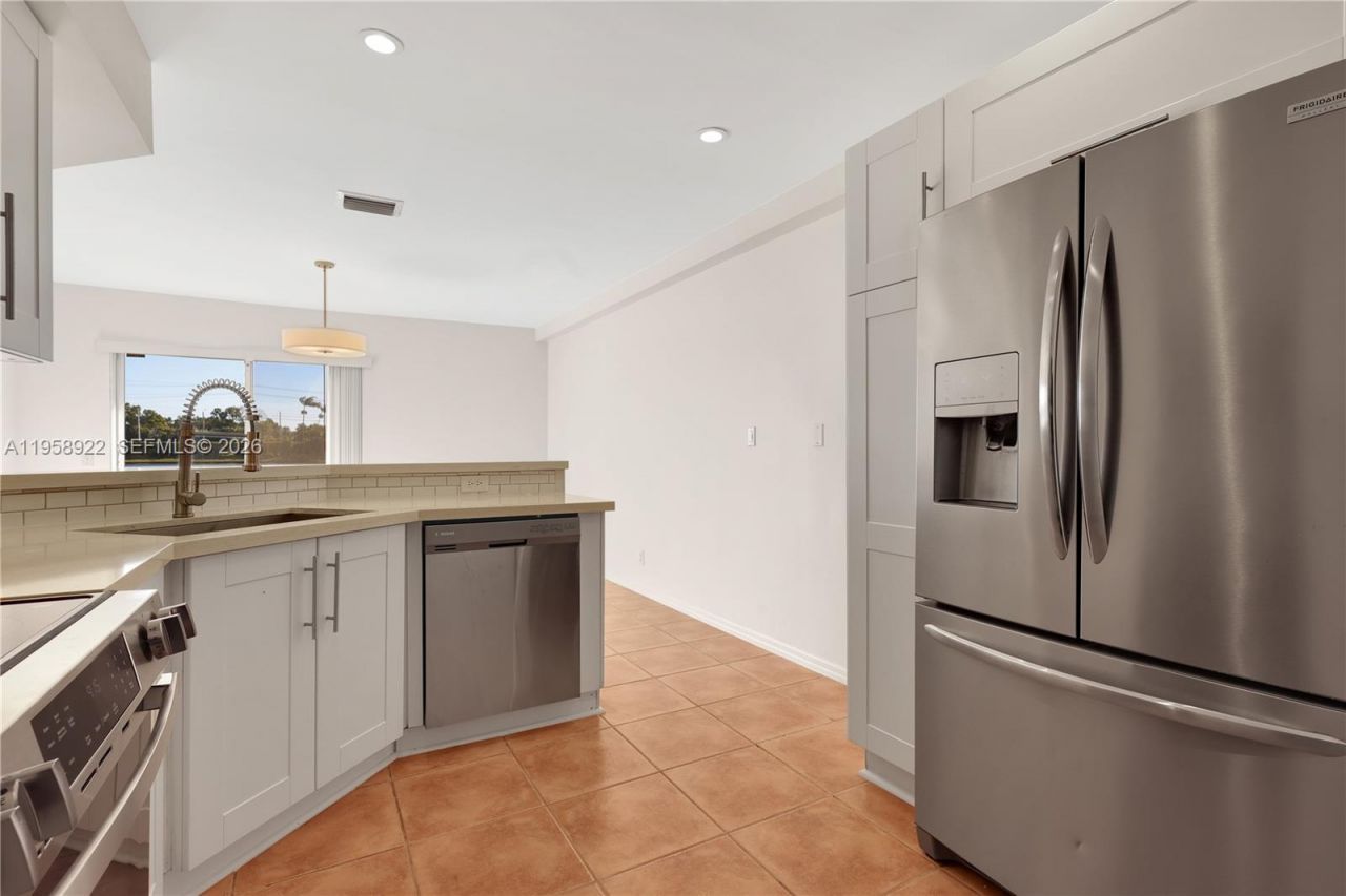 5467 SW 125th Ter , Miramar, FL 33027 Photo