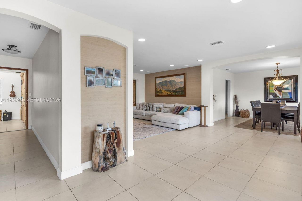 6440 SW 129th Ter , Pinecrest, FL 33156 Photo