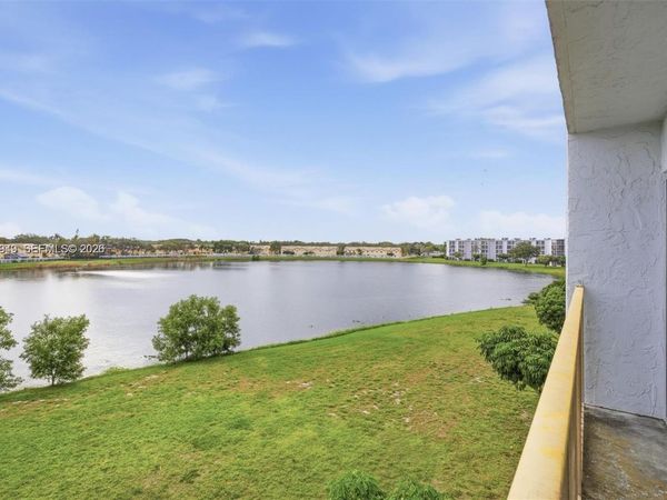 8560 N Sherman Cir, Unit 401, Miramar, FL 33025