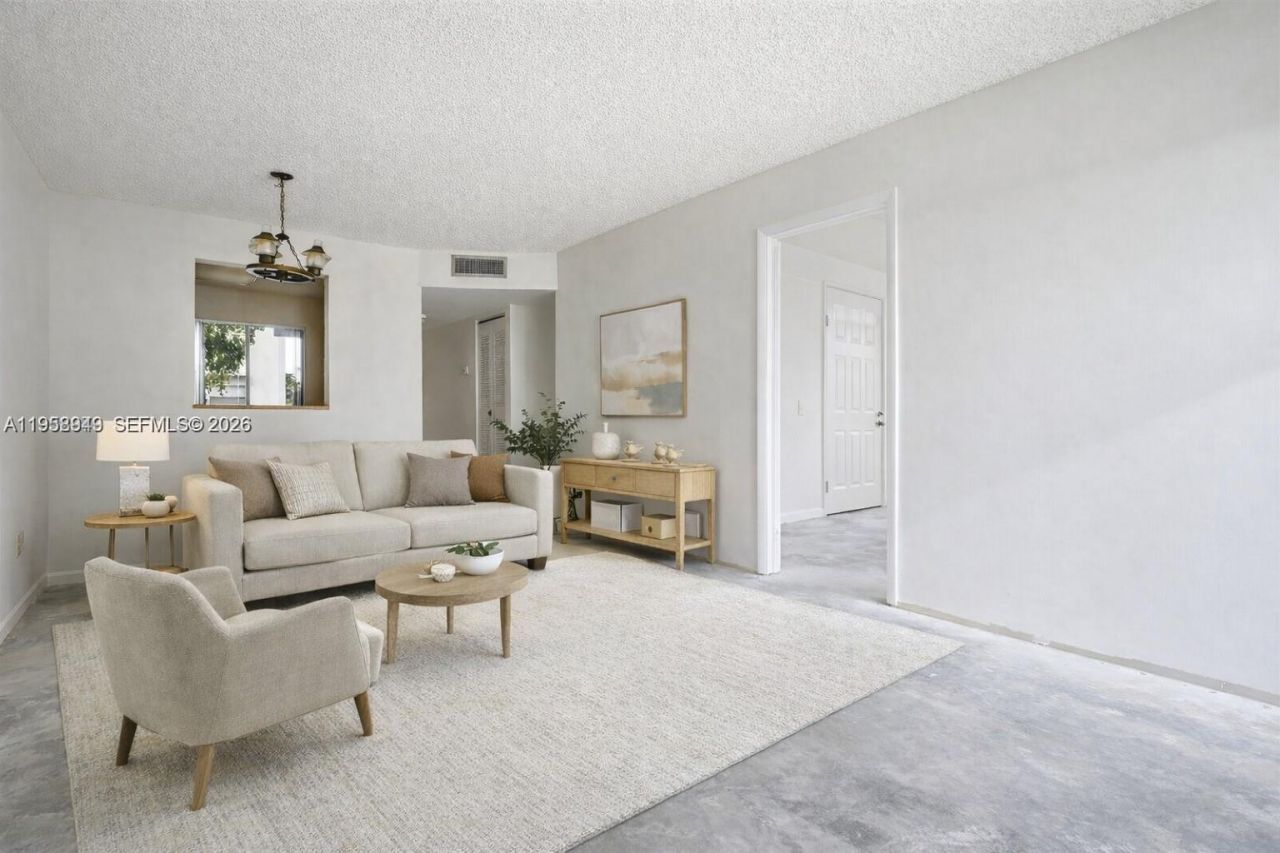 8560 N Sherman Cir, Unit 401, Miramar, FL 33025 Photo