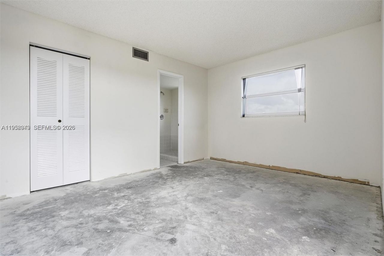 8560 N Sherman Cir, Unit 401, Miramar, FL 33025 Photo