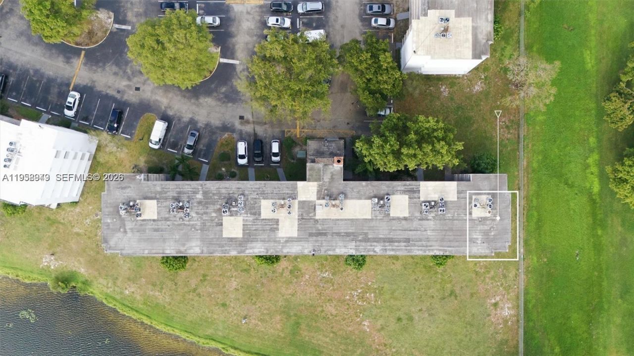 8560 N Sherman Cir, Unit 401, Miramar, FL 33025 Photo