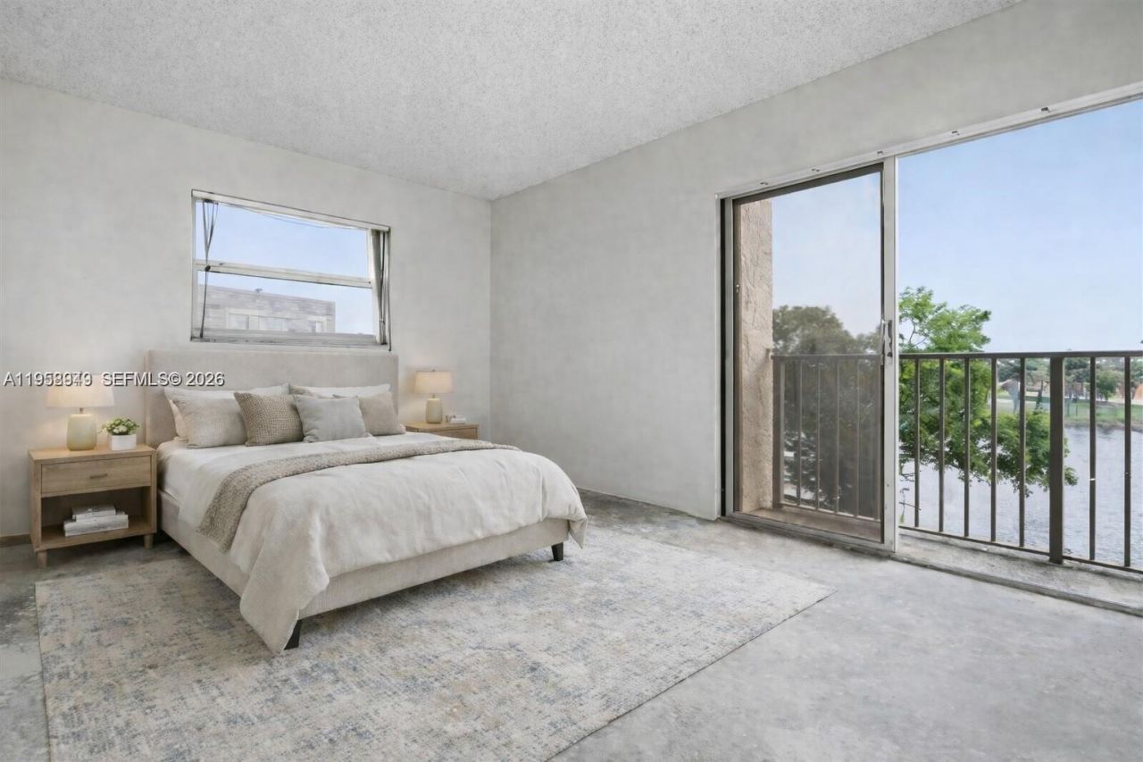 8560 N Sherman Cir, Unit 401, Miramar, FL 33025 Photo