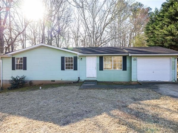 212 Woodglen Drive, Woodstock, GA 30188