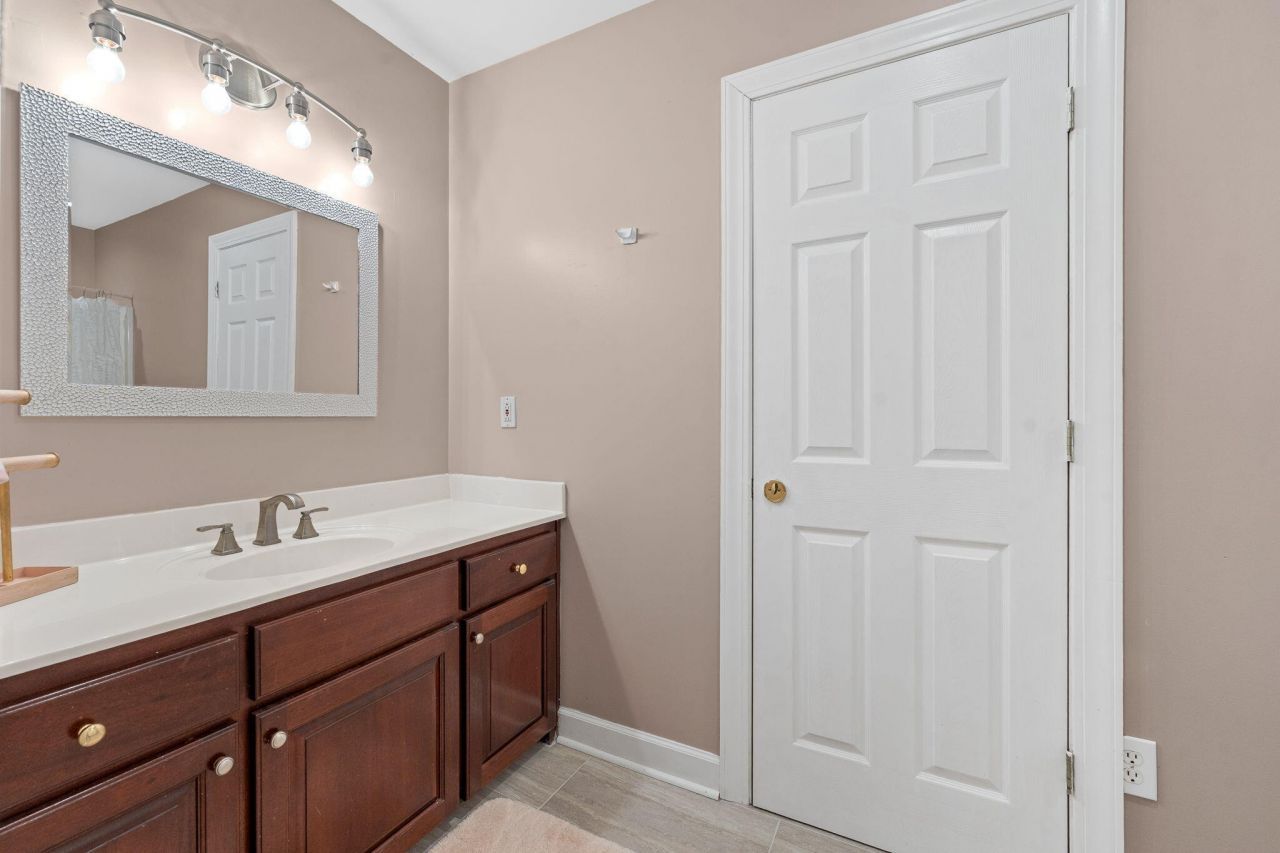 293 Sugar Hill Road Photo 52