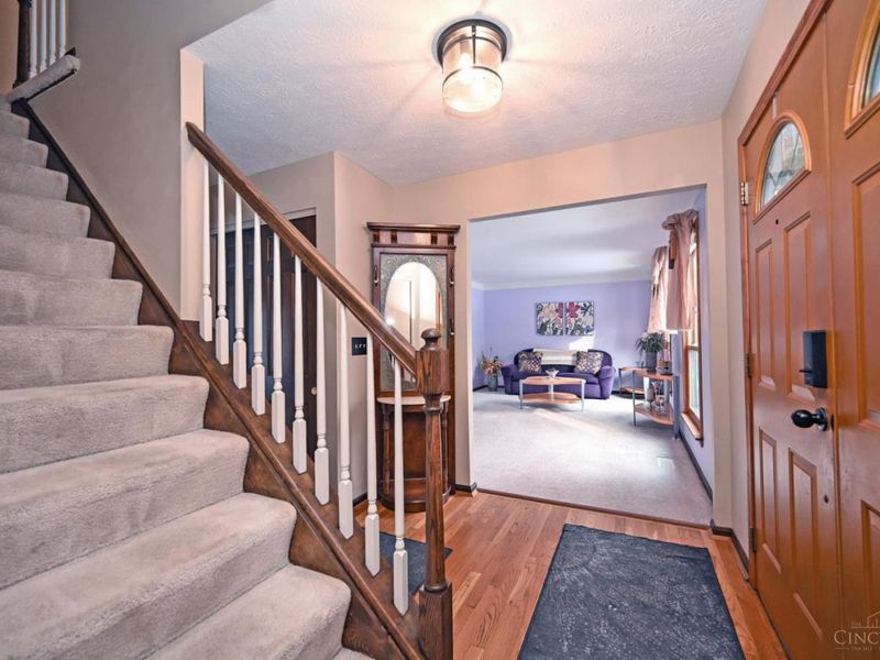 8736 Tiburon Drive, Cincinnati, OH 45249 Photo 10