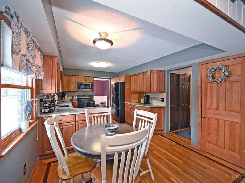 8736 Tiburon Drive, Cincinnati, OH 45249 Photo 27