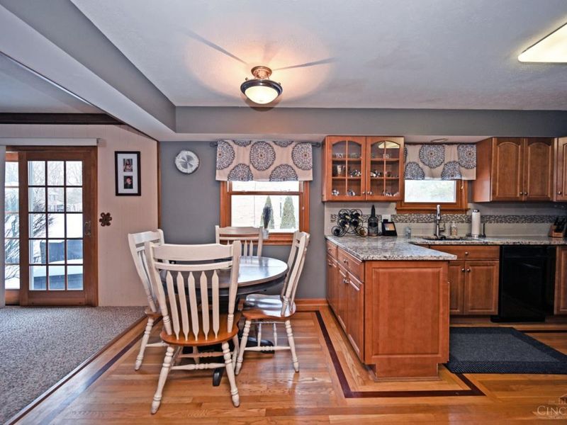 8736 Tiburon Drive, Cincinnati, OH 45249 Photo 29