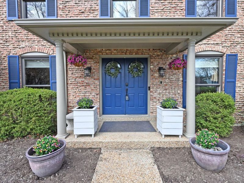 8736 Tiburon Drive, Cincinnati, OH 45249 Photo 3