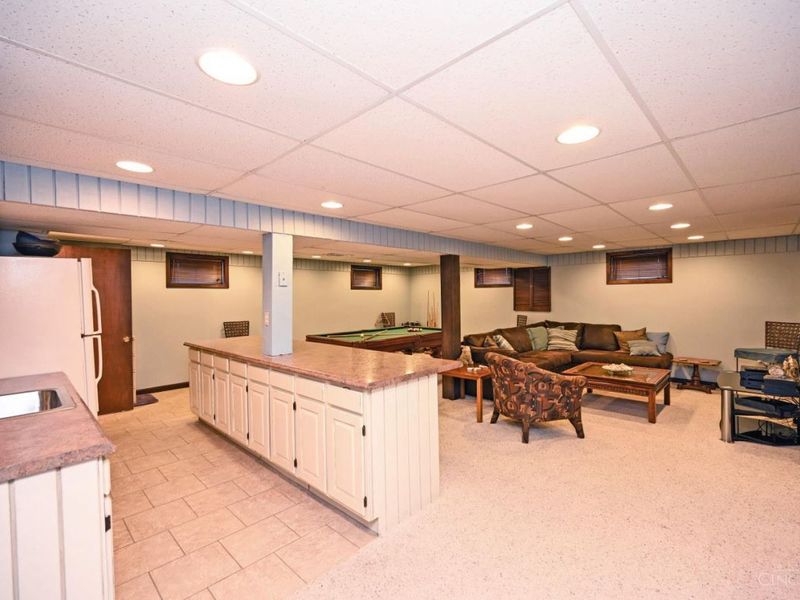 8736 Tiburon Drive, Cincinnati, OH 45249 Photo 4