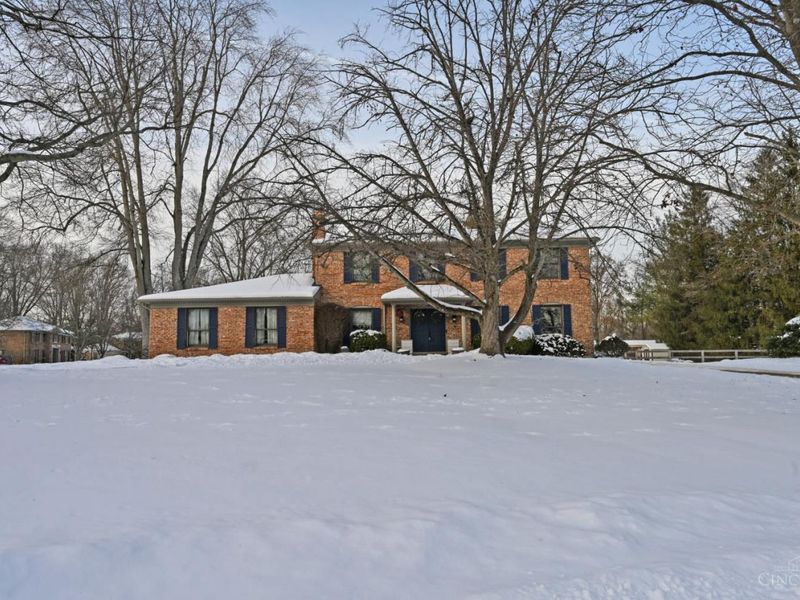 8736 Tiburon Drive, Cincinnati, OH 45249 Photo 5